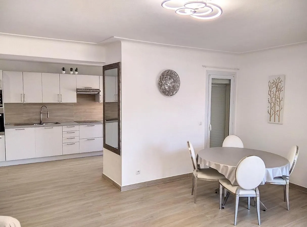 Residence Les Etoiles Juan-les-Pins France